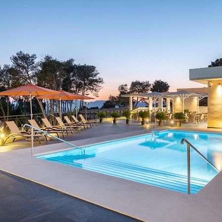 Hotel Admiral San Roque エクステリア 写真