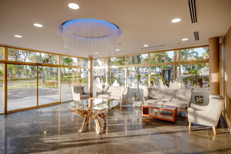 Hotel Admiral San Roque エクステリア 写真