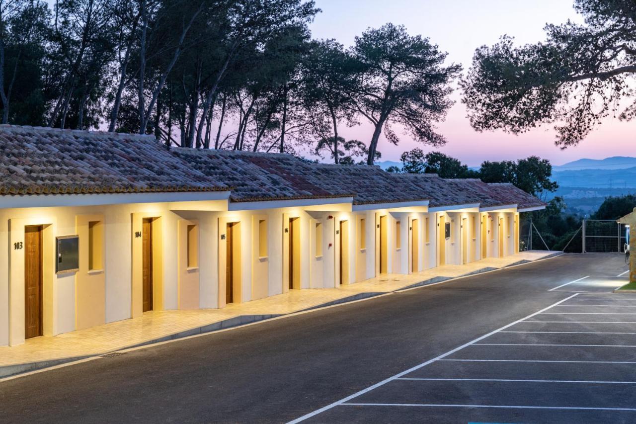 Hotel Admiral San Roque エクステリア 写真